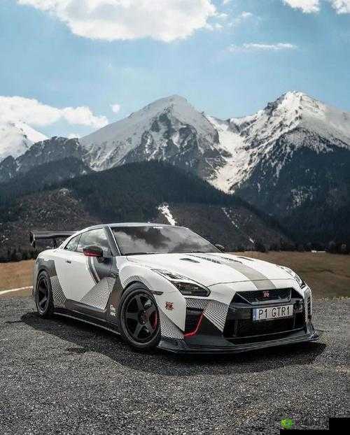 日产 GTR 的情怀大片：速度与激情的传奇