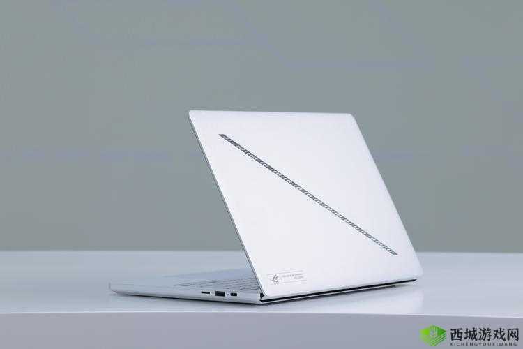 18 岁 macbook pro 高清功能:流畅办公、创意设计的绝佳选择