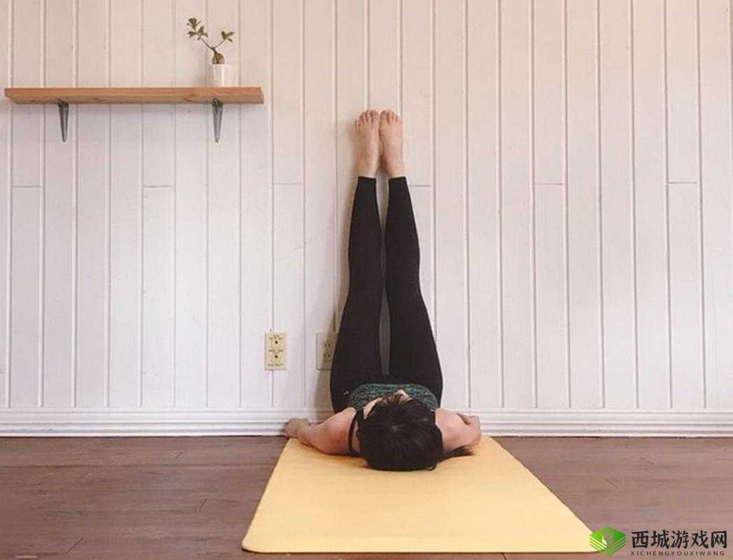 贴墙躺在床上双腿叉开能减肥吗：一种可能的减肥方法