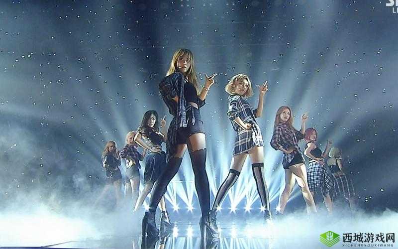 少女时代 check 现场版：精彩舞台呈现