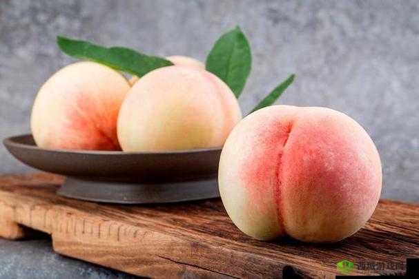 水蜜桃一卡 2 卡 3 卡 4 卡:甜蜜多汁的水果之选