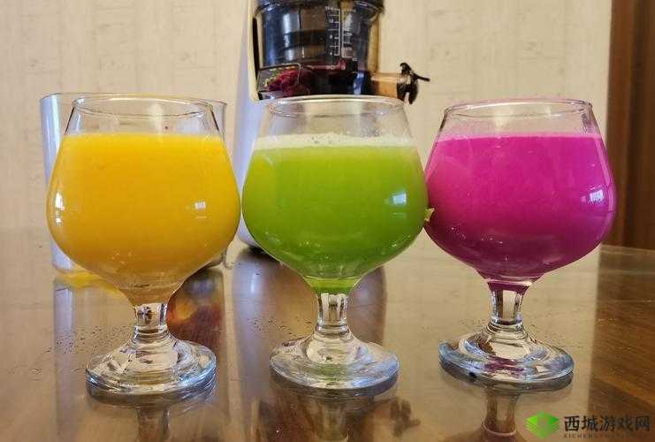 用你的小洞做果汁：新奇的饮品制作方式