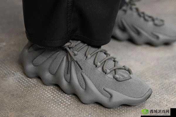 国产 Yeezy451：独特魅力的潮鞋新品
