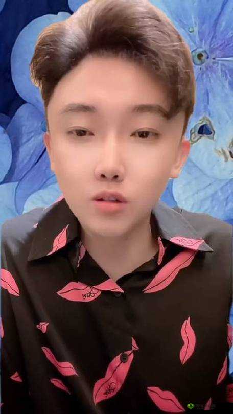 四川可乐自爆为粉丝交二十万住院费，直言