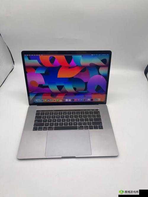 1819 岁 MacBook Pro 的外观设计:经典与创新融合