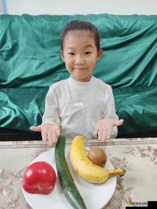 香蕉草莓黄瓜丝瓜番茄的奇妙组合