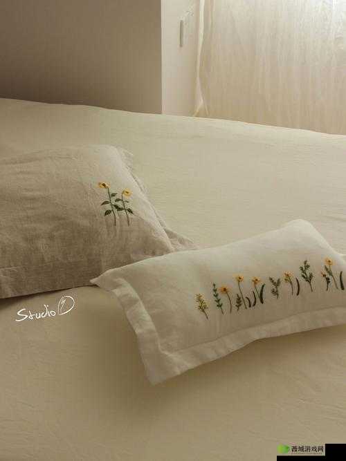 亲小花园时需垫枕头吗：是否有此必要