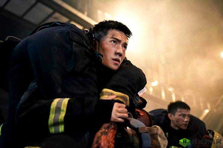 5 个消防员帮女主消火:热血救援中的爱与勇气