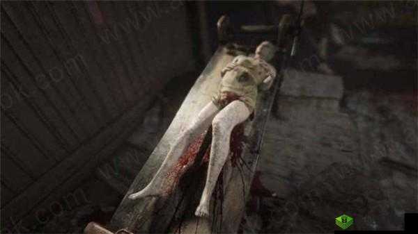 在逃生游戏里，怀着身孕的我