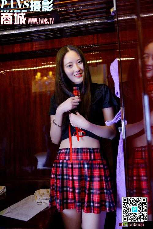 大团圆结亲情会:王芳高敏的相聚时刻