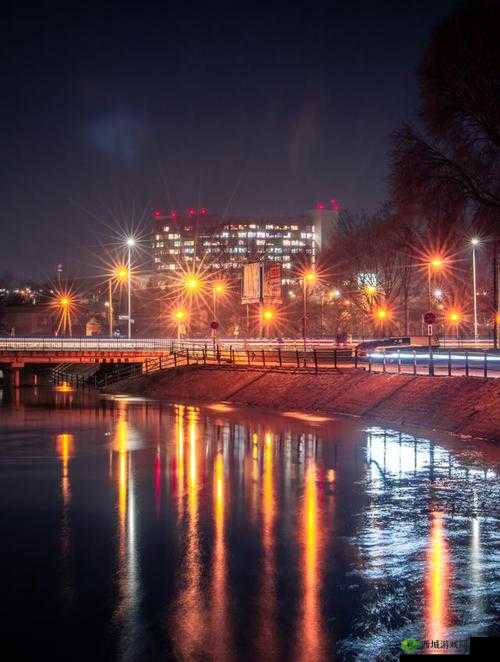 凌晨三点看的视频:为何令人着迷