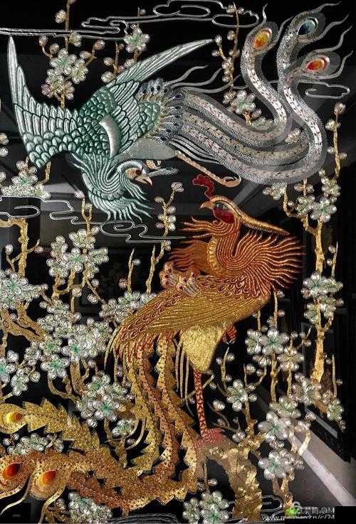 佛帐潮绣凸浮双龙耳帐:传统工艺的精美呈现