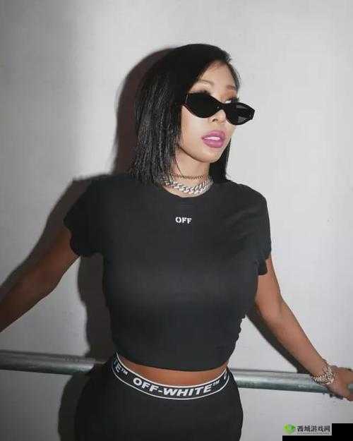 EB 韩国女 rapper 魅力无限