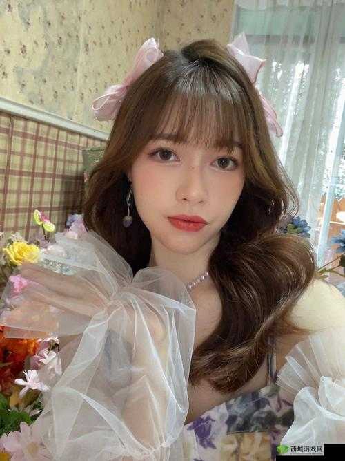 bb 啊 bb 做咩唔开森啊：一首引发思考的歌曲