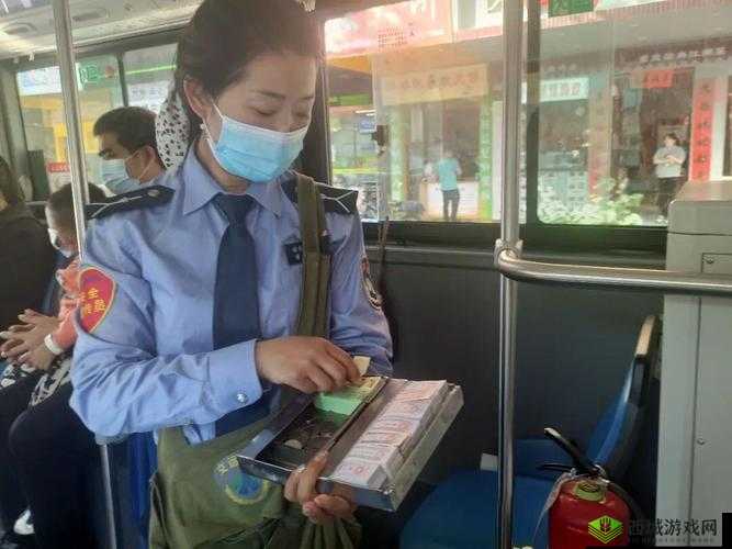 小镇公交车售票员用 B 售票系统:操作与优势