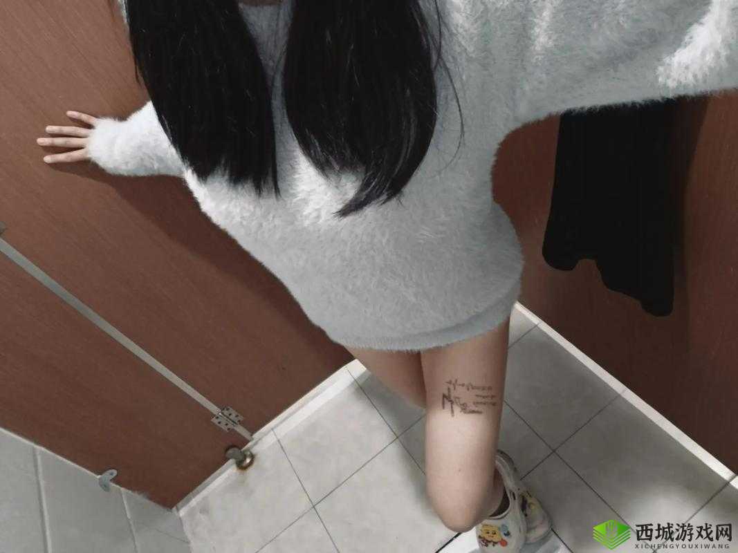 把腿张开老子臊烂你多 P 视频：低俗且不良内容