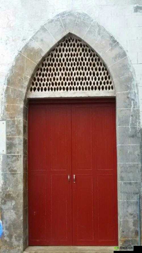 暗区突围红色铁门攻略：揭秘红色铁门位置与寻找指南