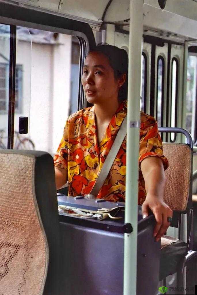 公交车售票员 b 检票:尴尬的旅程