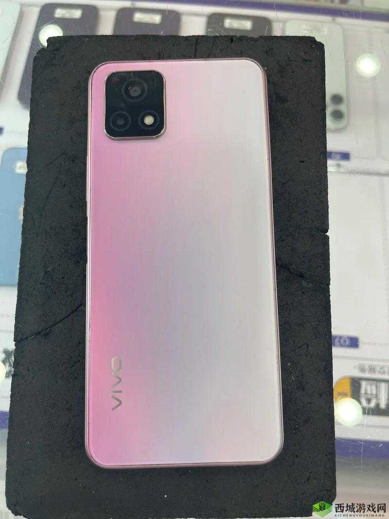 一级成色好的 y31s 标准版图片:时尚实用的手机之选