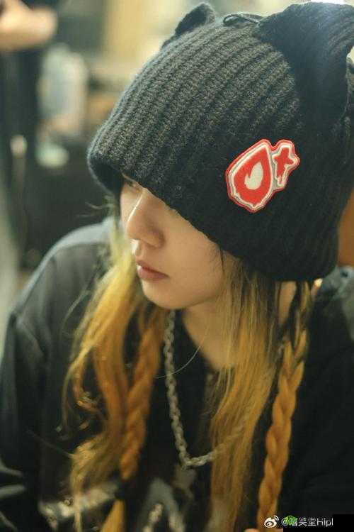 越南女 RAPPERDISS 大:以独特音乐风格展现女性力量