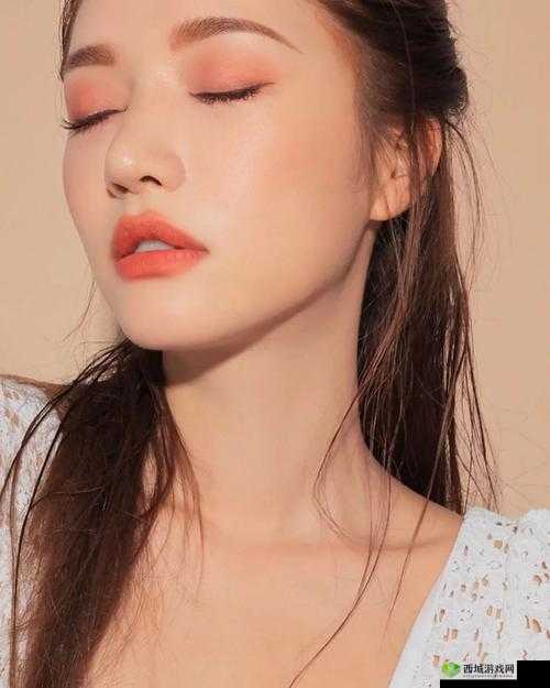 九色PORNY自拍女神佳星：美丽与诱惑的完美结合