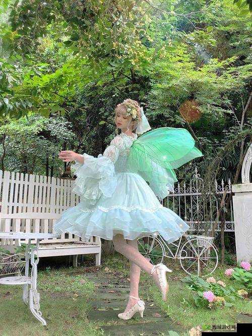 锅锅酱极品洛丽塔女上位:极致视觉盛宴