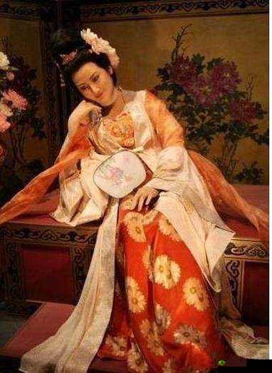 杨玉环:凄美爱情与权力斗争的牺牲品