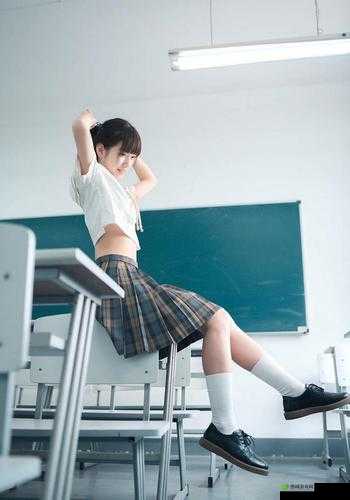 学生妹人人操：校园清纯风的诱惑