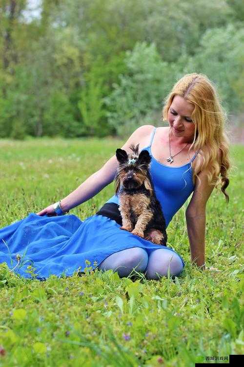 XXXX：欧美人与动物的特殊爱情