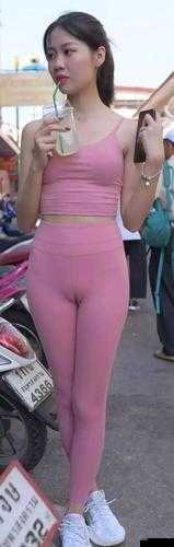 FREESEXVIDEO 性老少配:禁忌的诱惑