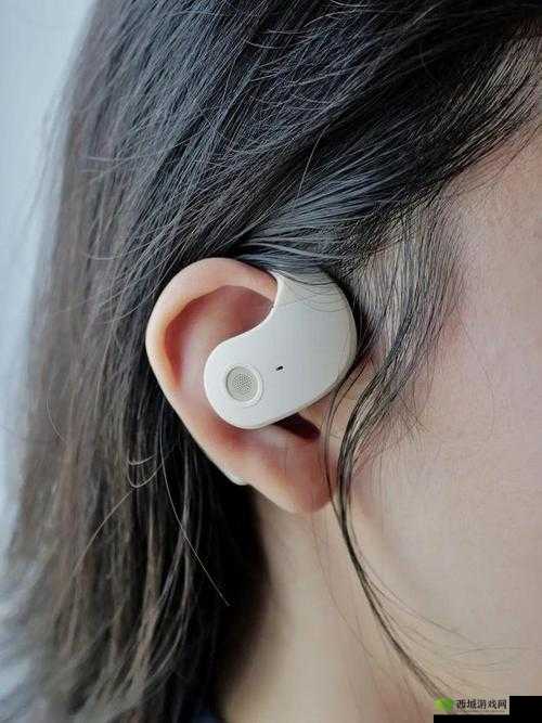 喘气二分三十秒戴好耳机:专注聆听的瞬间