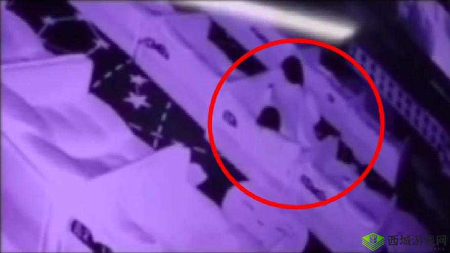 刺激打扑克摇床:疼叫交织超刺激