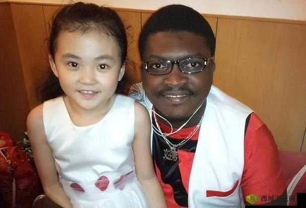 黑人公交车上:多人高 cH 背后的故事