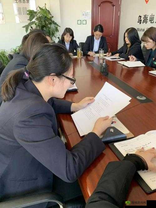 香艳职场销售客服上班跳蛋:一场别样的职场诱惑