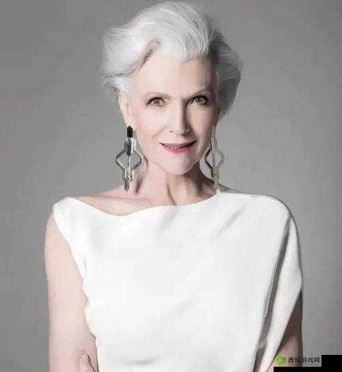 515 欧美老妇人的传奇人生与独特经历