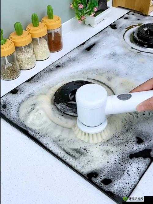 厨房一次又一次的索要刷碗穆天阳:这背后的故事究竟是什么