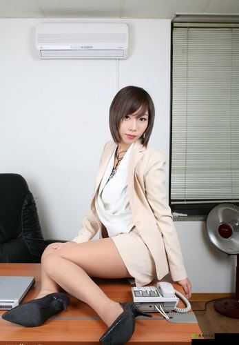 www 情色五月天 com:探索成人世界的激情与幻想