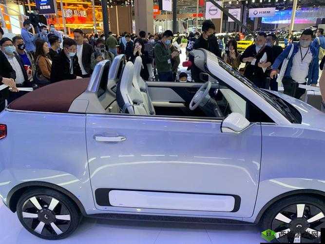 五菱宏光重磅推出敞篷车，拉风外观与实用性能的完美结合