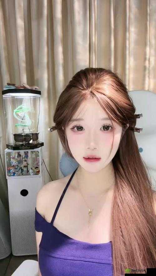 直播界的颜值担当:jlzzz 美女直播,带给你不一样的视觉盛宴