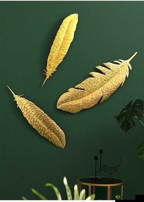 金色羽毛，象征、用途与文化寓意