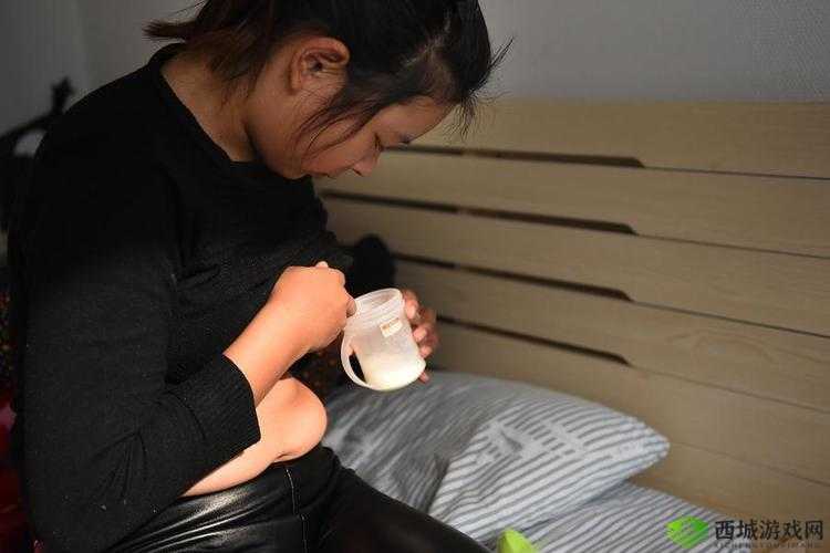 小孩半夜竟喂姐姐吃坤宝丸，这举动令人费解