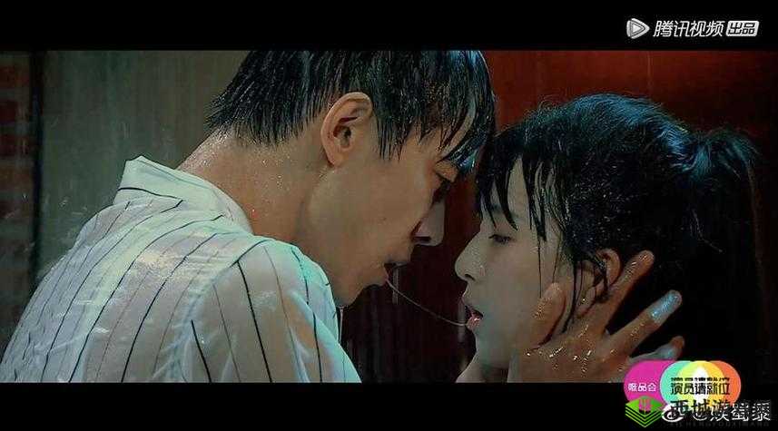 女生和男生一起相嗟嗟嗟:跨越时空的爱恋