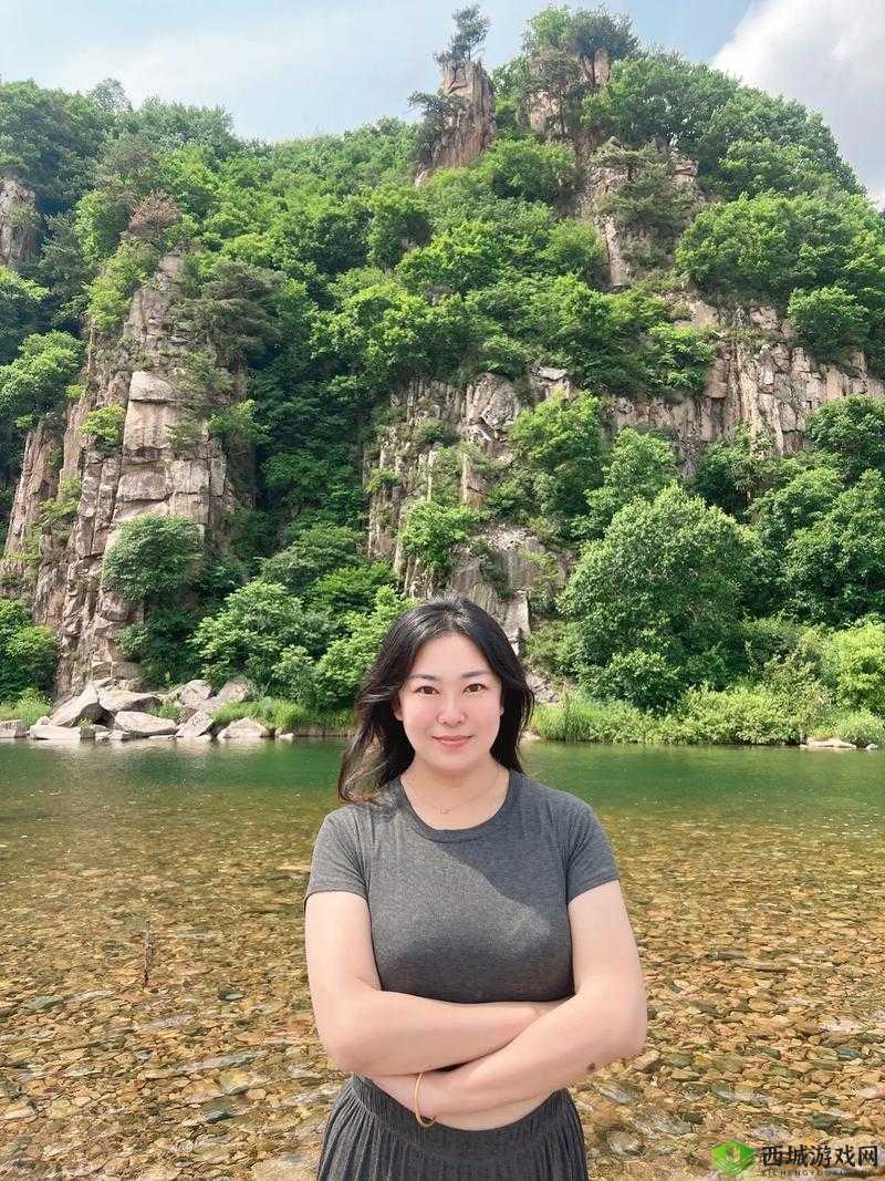 东北妇女:好大的 BBBB