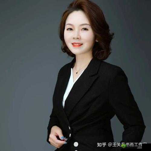 年轻女保险销售员 5:用专业和热情书写保险传奇