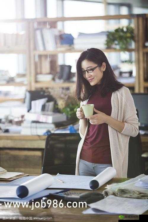 岳装睡被我弄进去的荒唐经历