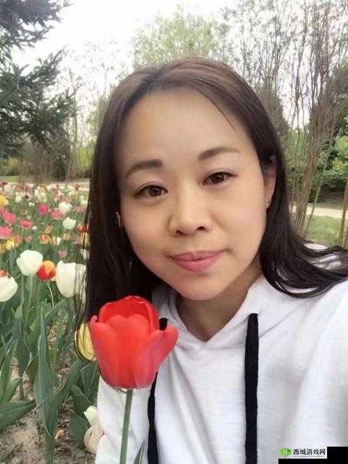 911 制品厂白晶晶每到深夜人数特别多:背后原因令人好奇