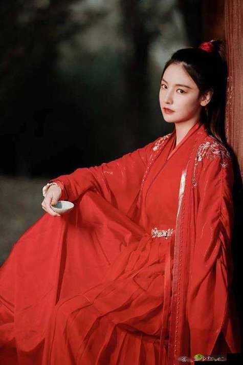 麻花传 MD0174:苏蜜清歌的动人歌声与精彩表演