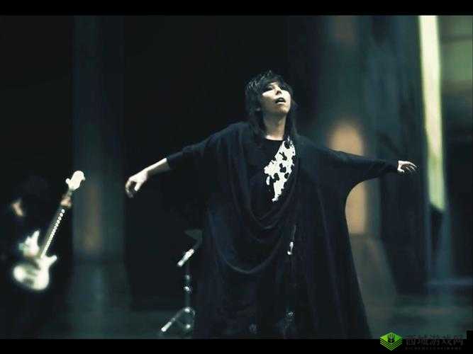 最近中文字幕 MV 第一季:关于孤独和爱的探寻之旅