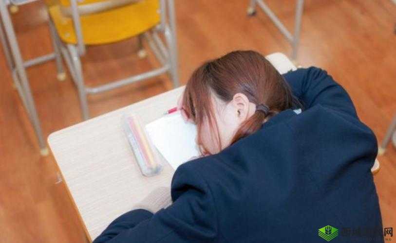 班长没带罩子,被我玩儿了一天