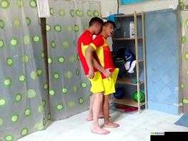 国产男男 Gay 做受 XXX 高潮:探索男性情感与欲望的深度之旅